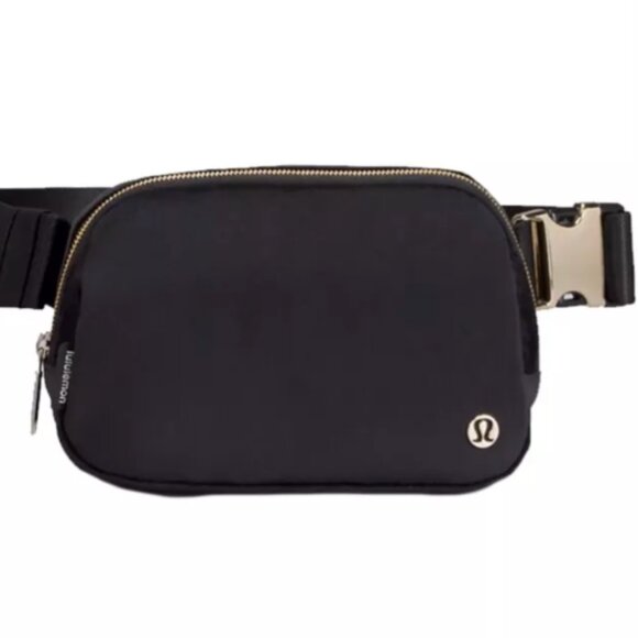 RARE Lululemon Everywhere Belt Bag 1L Velour Black/Gold - Picture 2 of 7